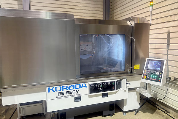 NC精密平面研削盤